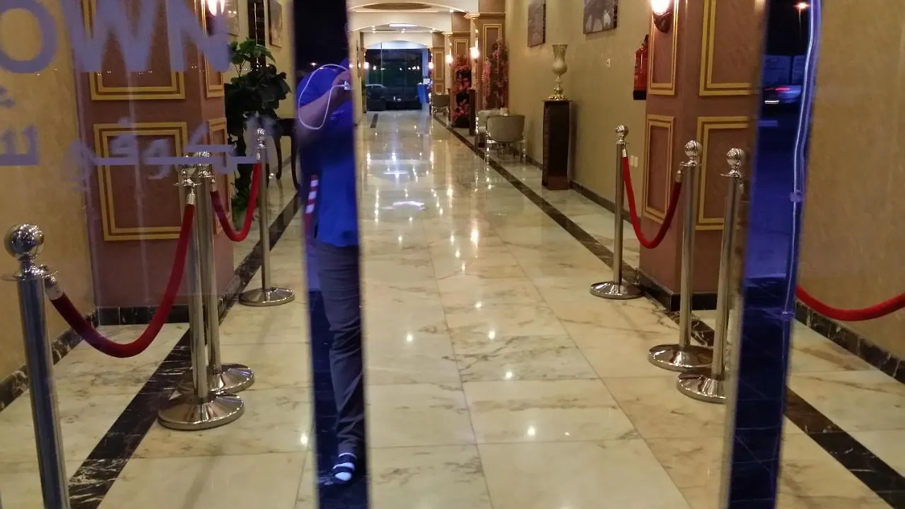 Crown East Apartment Hotel Dammam 2*,